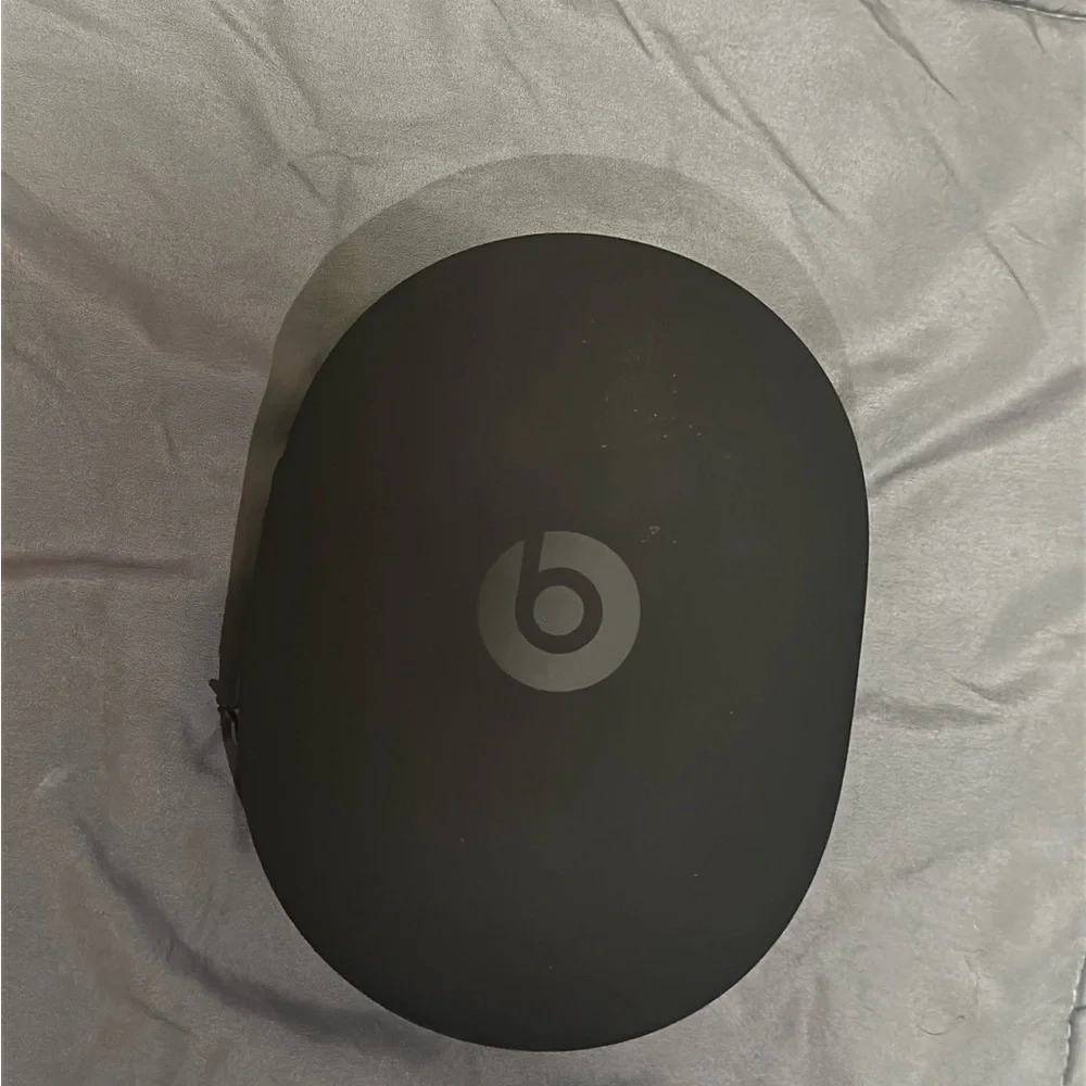 Beats Black Headphones with Case